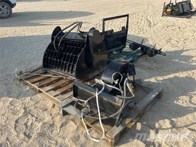 Concrete Mixer Bucket w/ Skid Steer Trencher (Unus Траншеекопатели