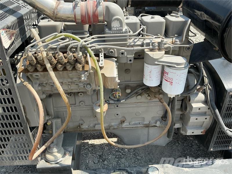 Cummins 150 kVA Skid-Mounted Generator Set مولدات ديزل