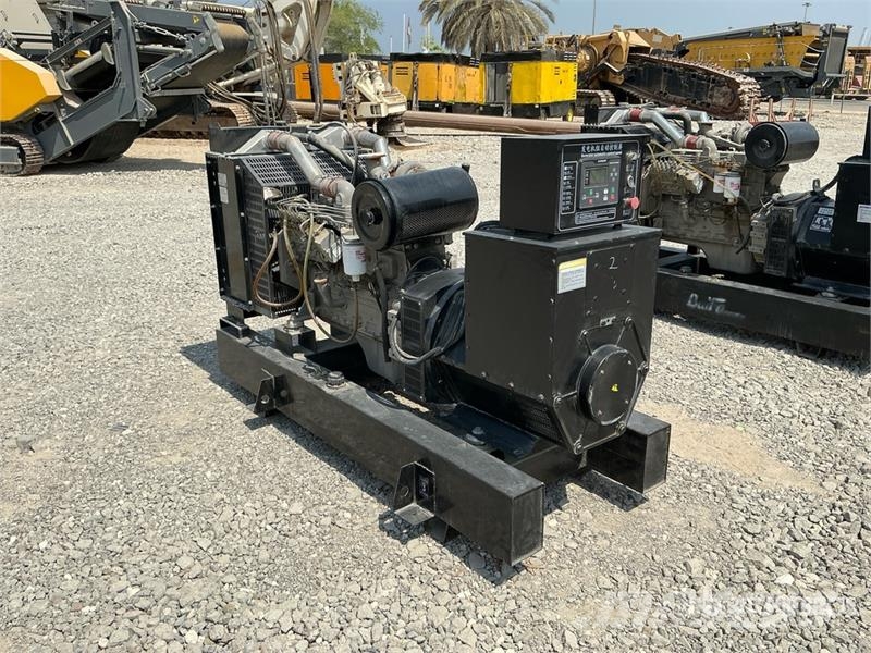 Cummins 150 kVA Skid-Mounted Generator Set مولدات ديزل