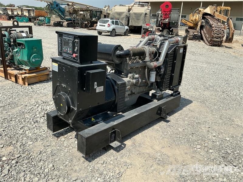 Cummins 150 kVA Skid-Mounted Generator Set مولدات ديزل