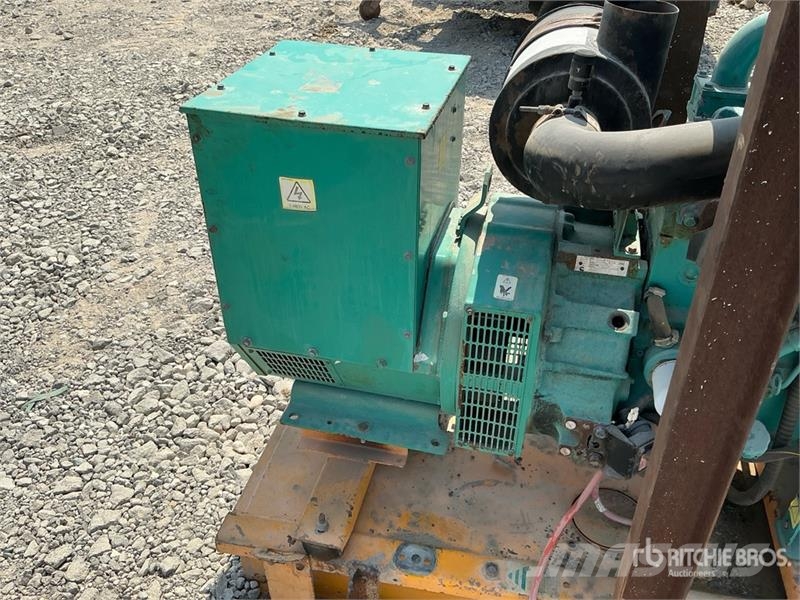 Cummins 60 kVA Skid-Mounted Generator Set (Inoperable) مولدات ديزل