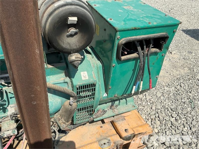 Cummins 60 kVA Skid-Mounted Generator Set (Inoperable) مولدات ديزل