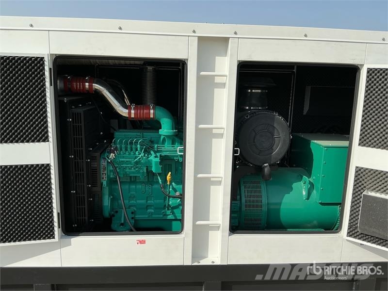 Cummins CS300 300 kVA Skid-Mounted Generator Set (Unused) Dīzeļģeneratori