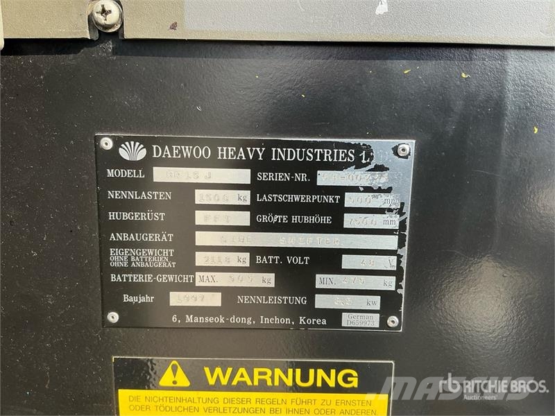 Daewoo BR15J 1.5 ton Electric Reach Truck Tolóoszlopos targonca