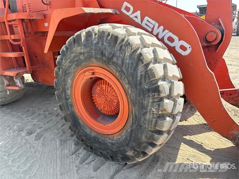 Daewoo MG300V Wheel Loader Wielladers