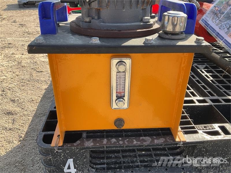 DELEXI 100T Portable Hydraulic Track Pin Press (Un Drugi deli