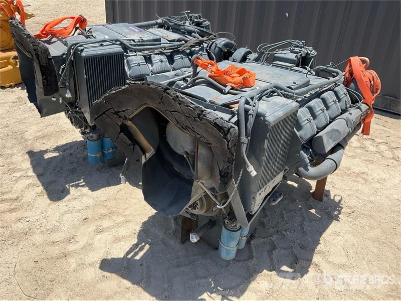 Deutz of (2) Deutz Engine Двигуни