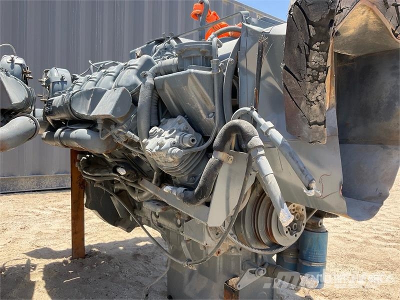 Deutz of (2) Deutz Engine Двигуни