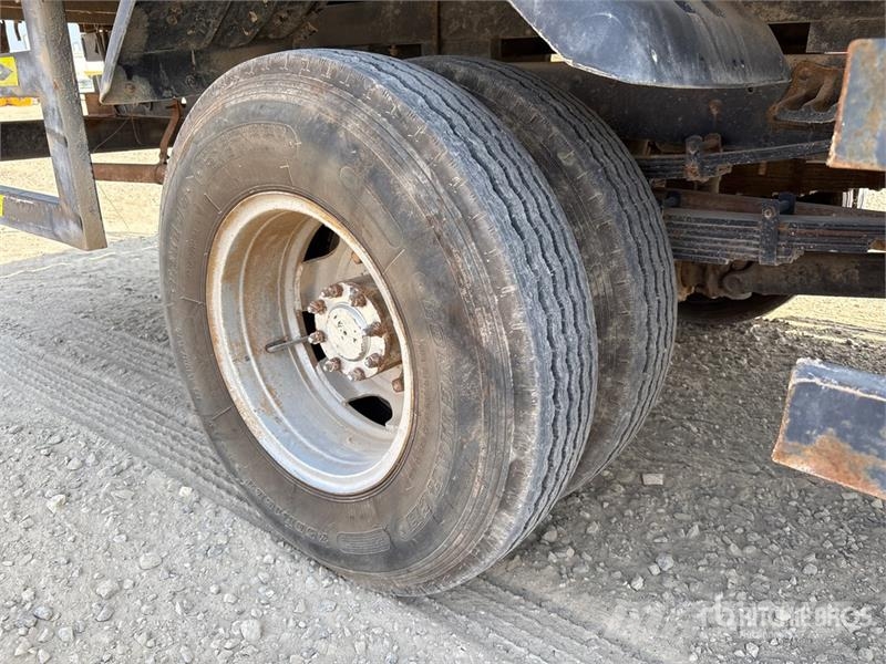 Dongfeng Captain DFA1063 4x2 Flatbed Truck Lava-kuorma-autot