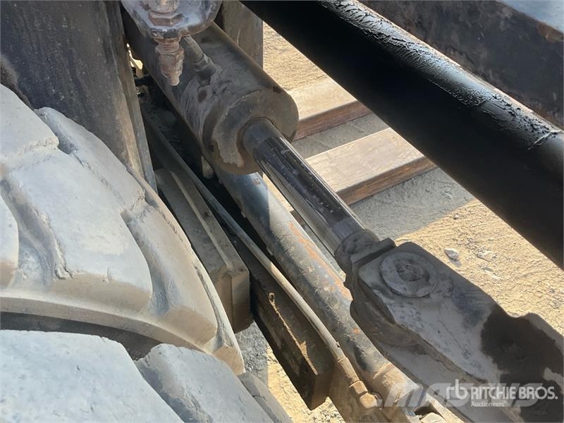 Doosan D150 15 ton Forklift شاحنات ذات رافعات شوكية - أخرى
