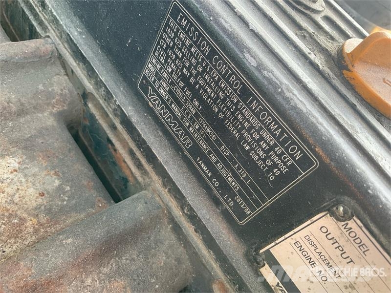 Doosan D30S-5 شاحنات ذات رافعات شوكية - أخرى