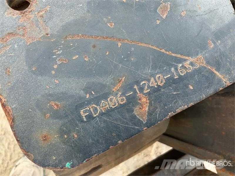 Doosan D30S-5 شاحنات ذات رافعات شوكية - أخرى
