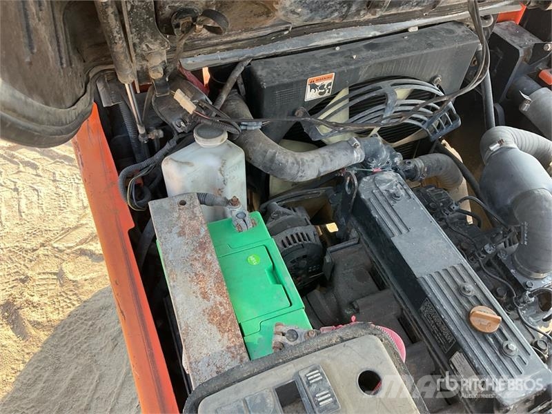 Doosan D30S-5 شاحنات ذات رافعات شوكية - أخرى