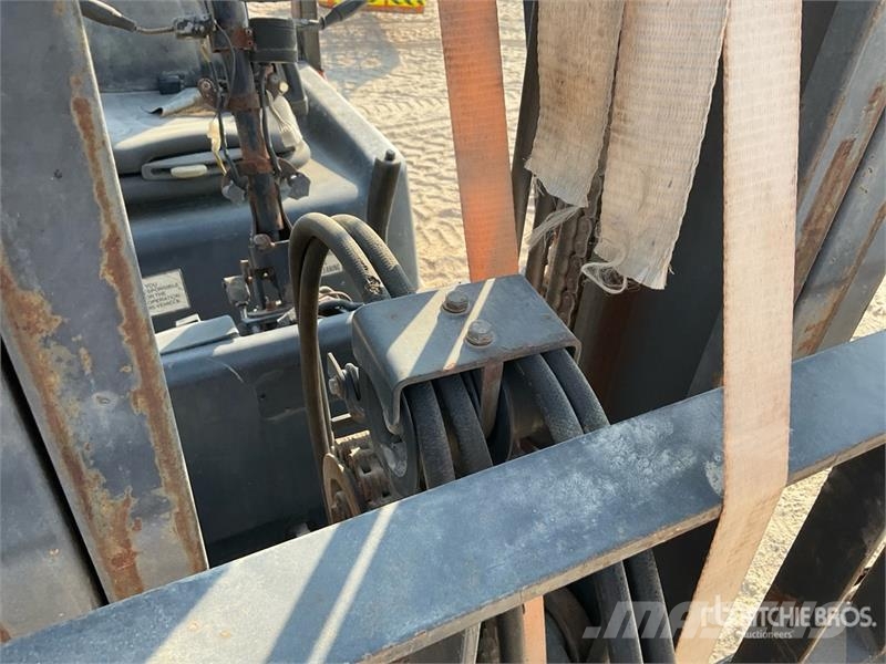 Doosan D30S-5 شاحنات ذات رافعات شوكية - أخرى