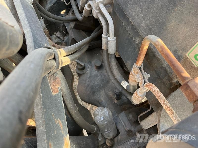 Doosan D30S-5 شاحنات ذات رافعات شوكية - أخرى