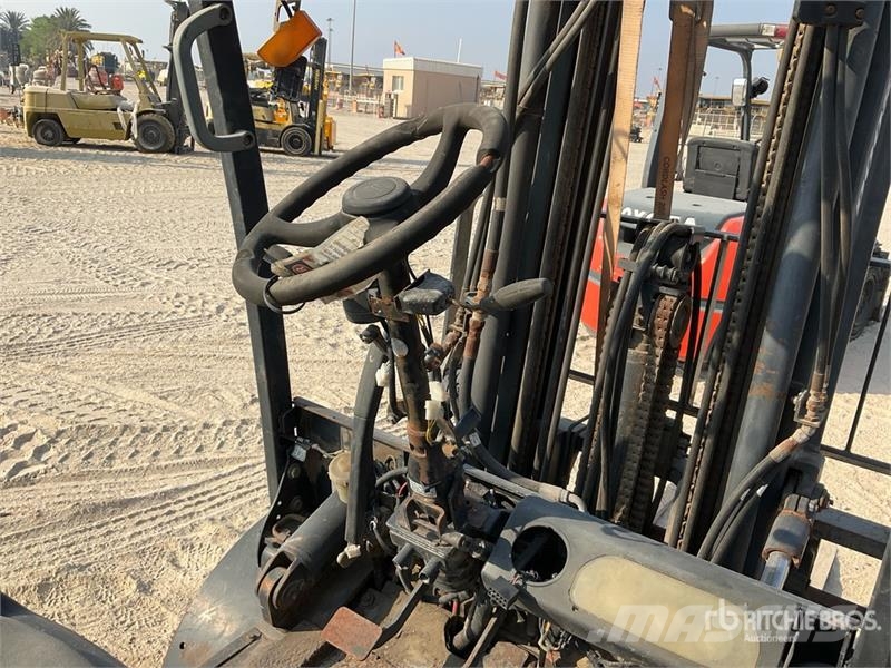 Doosan D30S-5 شاحنات ذات رافعات شوكية - أخرى