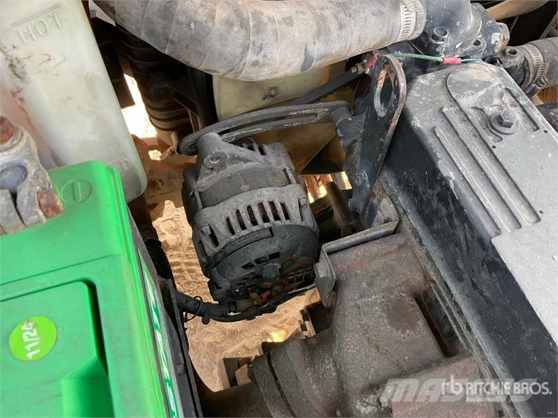 Doosan D30S-5 شاحنات ذات رافعات شوكية - أخرى