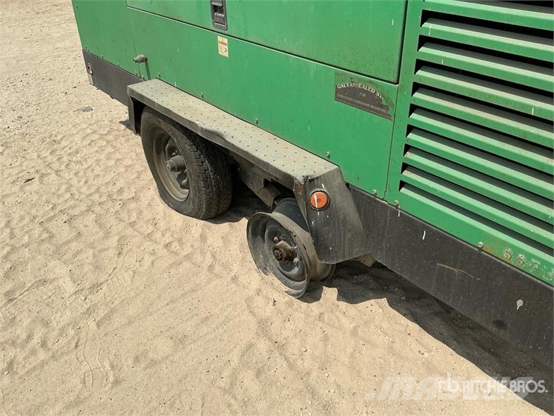 Doosan HP750WCU مكابس