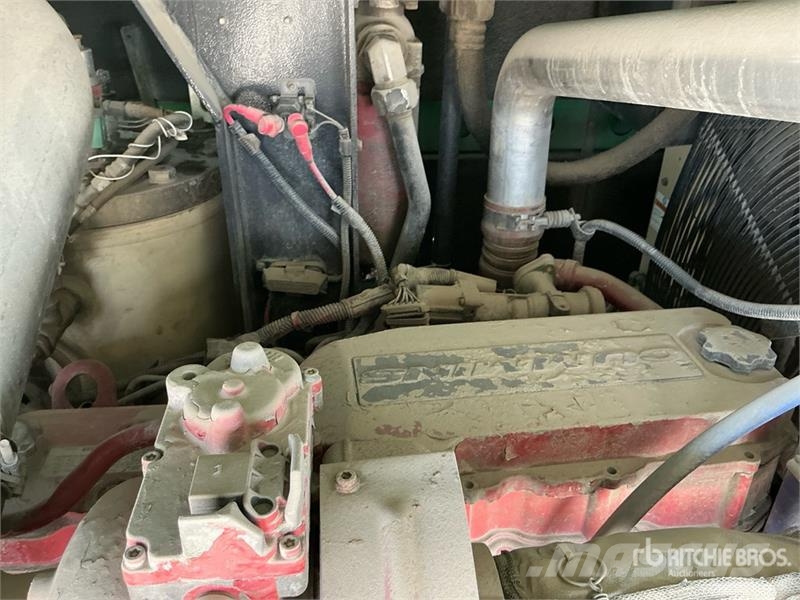 Doosan HP750WCU مكابس