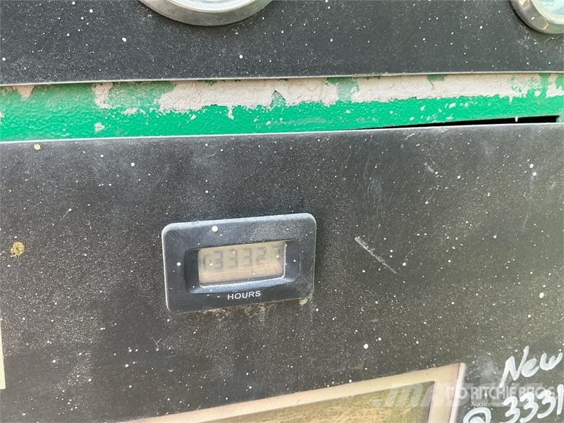 Doosan HP750WCU مكابس