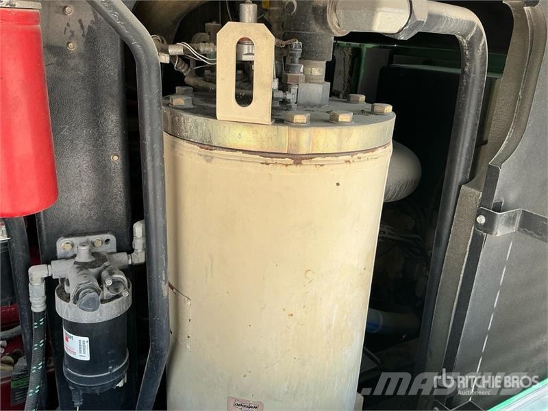 Doosan HP750WCU مكابس