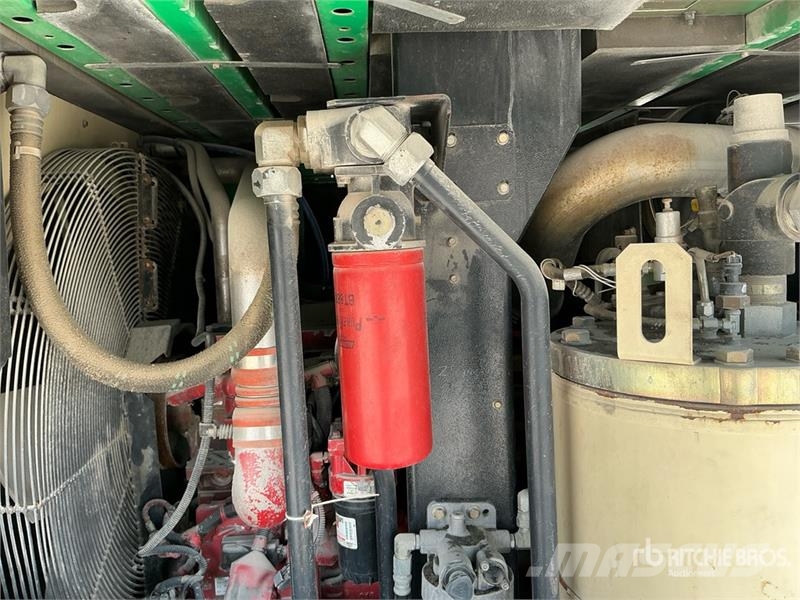 Doosan HP750WCU مكابس
