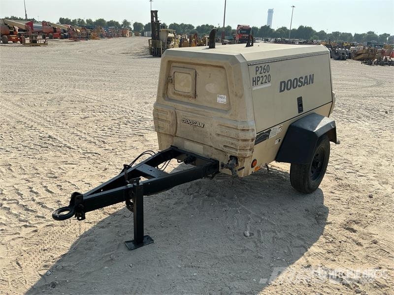 Doosan P260 Mobile Air Compressor مكابس