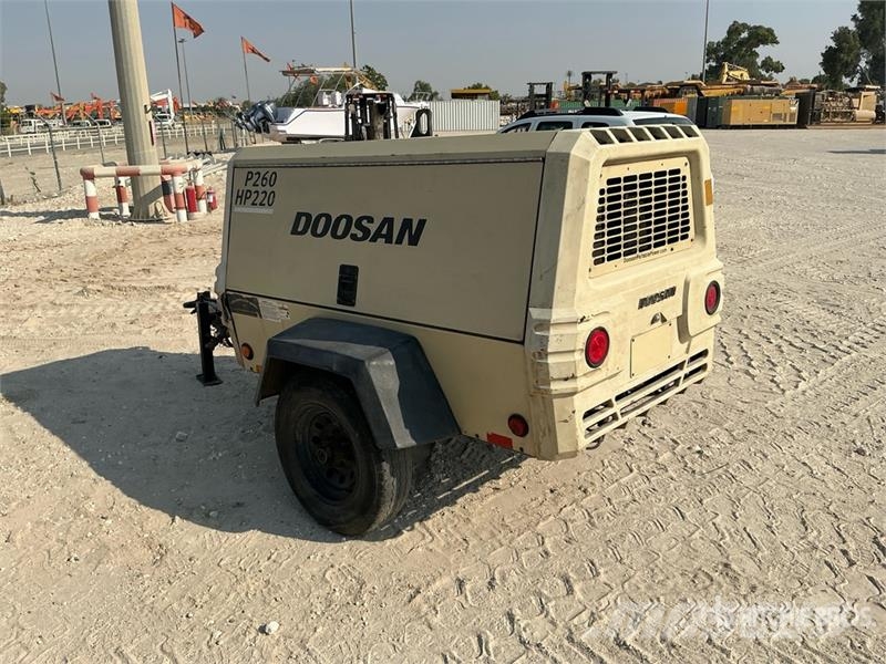 Doosan P260 Mobile Air Compressor مكابس