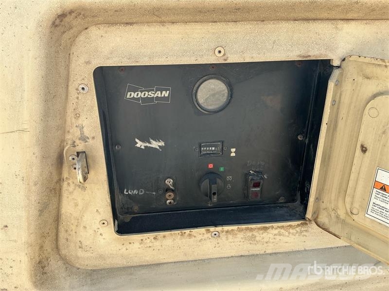 Doosan P260 Mobile Air Compressor مكابس