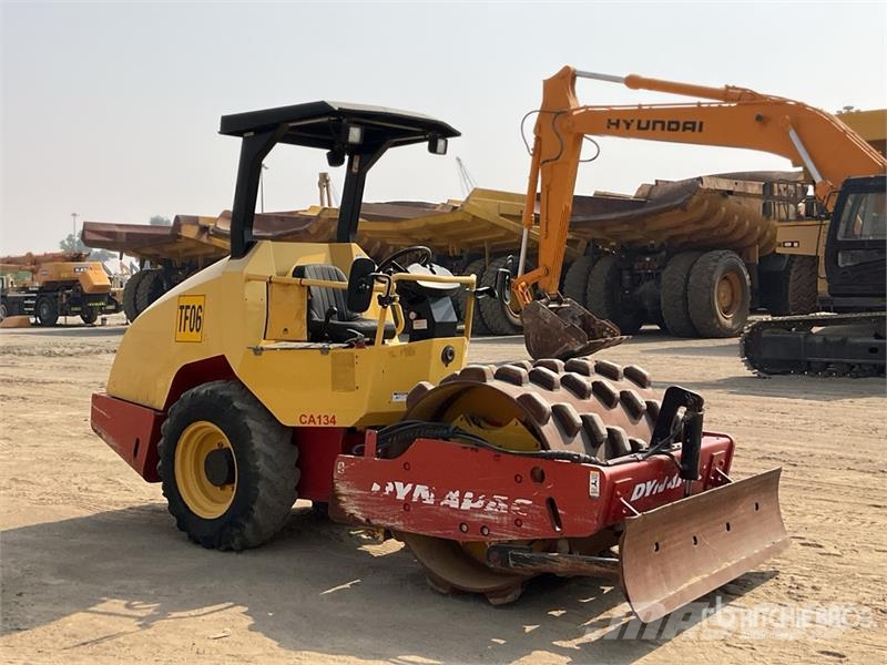 Dynapac CA134PD Padfoot Drum Compactor مداحل أحادية الأسطوانة