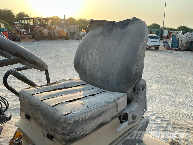 Dynapac CC122 Double Drum Roller (Inoperable) Tandemrullid
