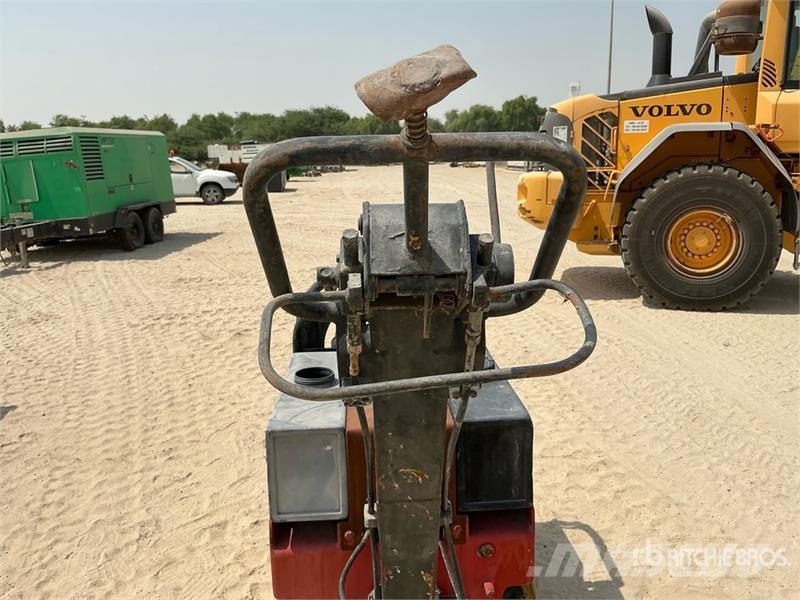 Dynapac LP650H Walk Behind Roller Cilindros Compactadores - Outros