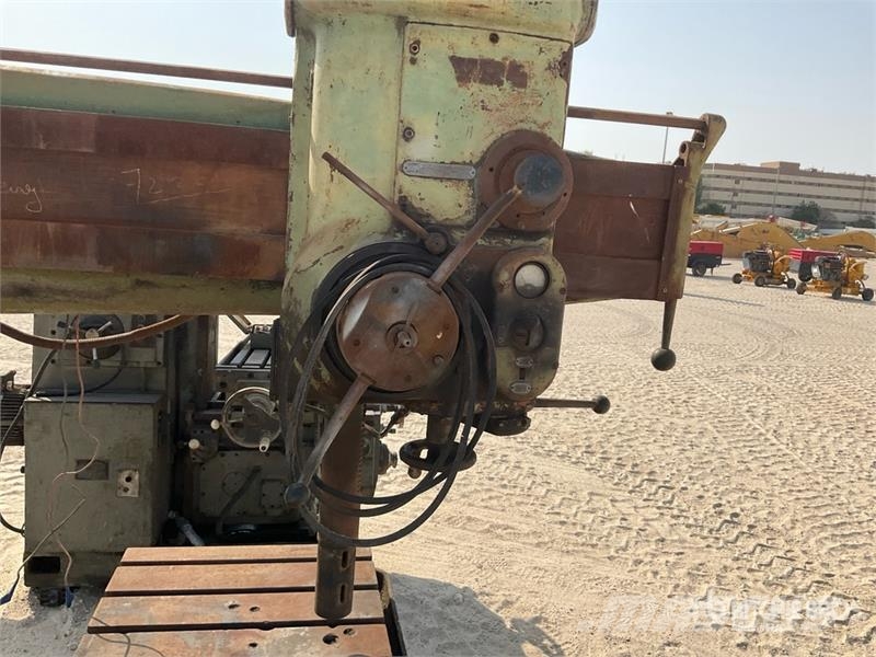 Electric Milling Machine w/ Heavy Duty Radial Arm Drugi deli