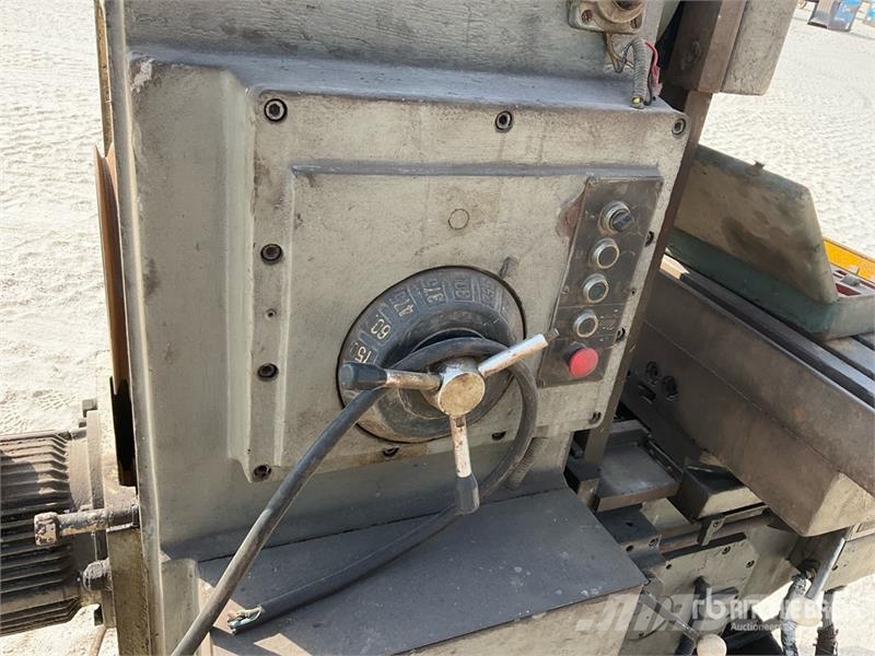 Electric Milling Machine w/ Heavy Duty Radial Arm Drugi deli