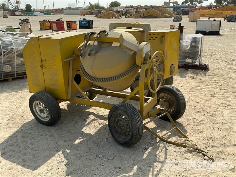 Electric Quantity of (2) Portable Concrete Mixer Polovne mešalice