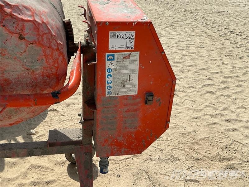 Electric Quantity of (2) Portable Concrete Mixer Polovne mešalice