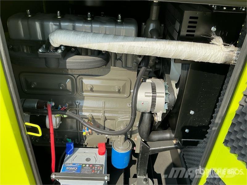  Elektra EL80 80 kVA Skid-Mounted Generator Set (Un مولدات ديزل