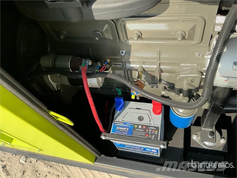  Elektra EL80 80 kVA Skid-Mounted Generator Set (Un مولدات ديزل