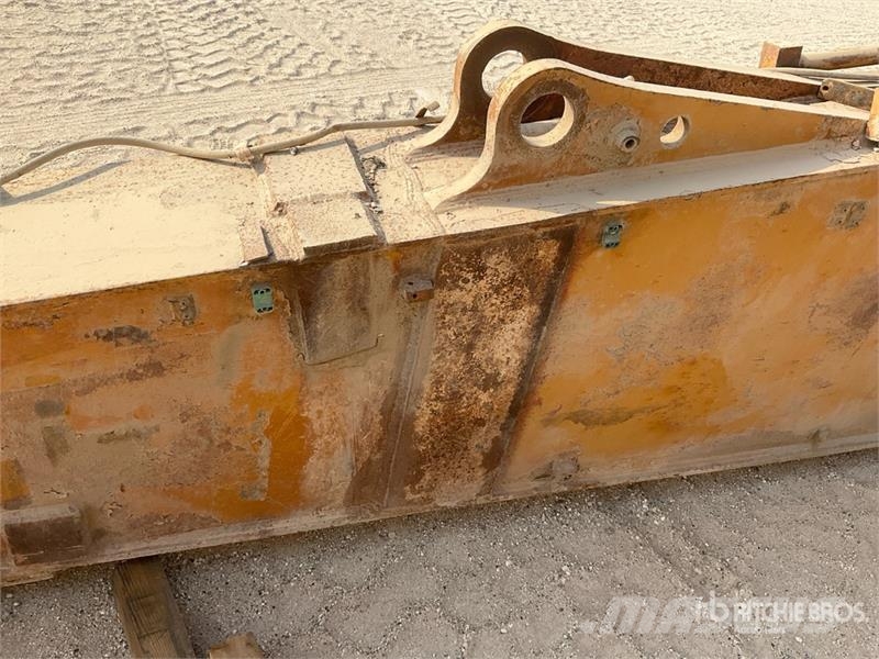 Excavator 12.5 M Long Reach Boom & Stick - Fits 80 Drugi deli