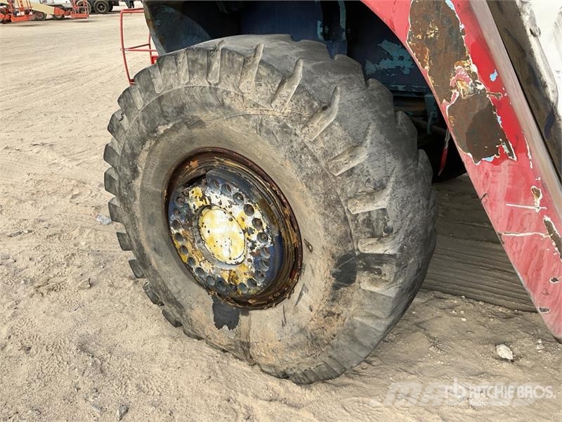 Fantuzzi CS45KM 45 ton Container Handler (Inoperable) Sähkötrukit