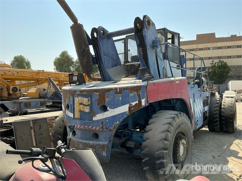 Fantuzzi CS45KM 45 ton Container Handler (Inoperable) Sähkötrukit