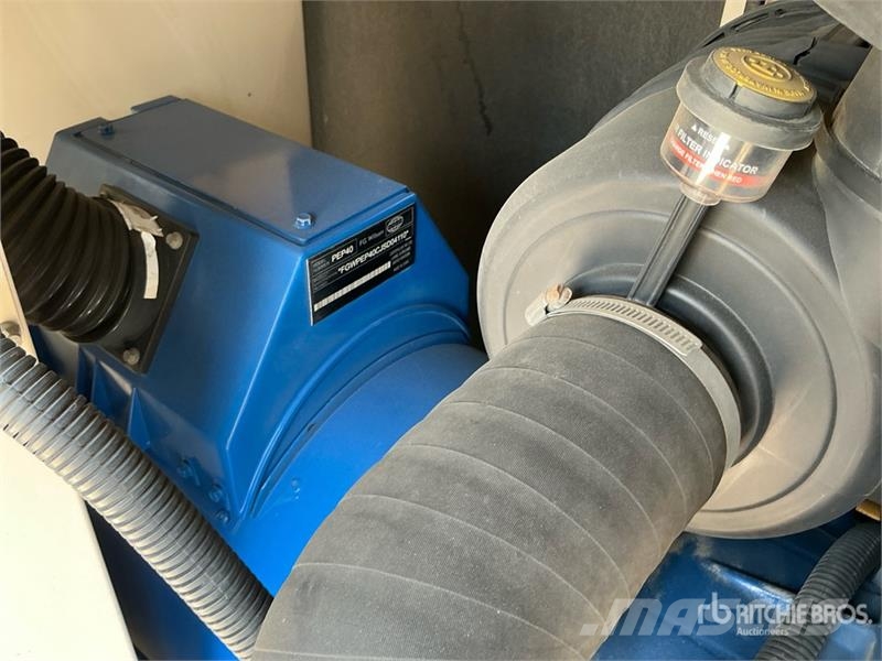 FG Wilson p110-3 110 kVA Skid-Mounted Generator Set Dízel áramfejlesztők