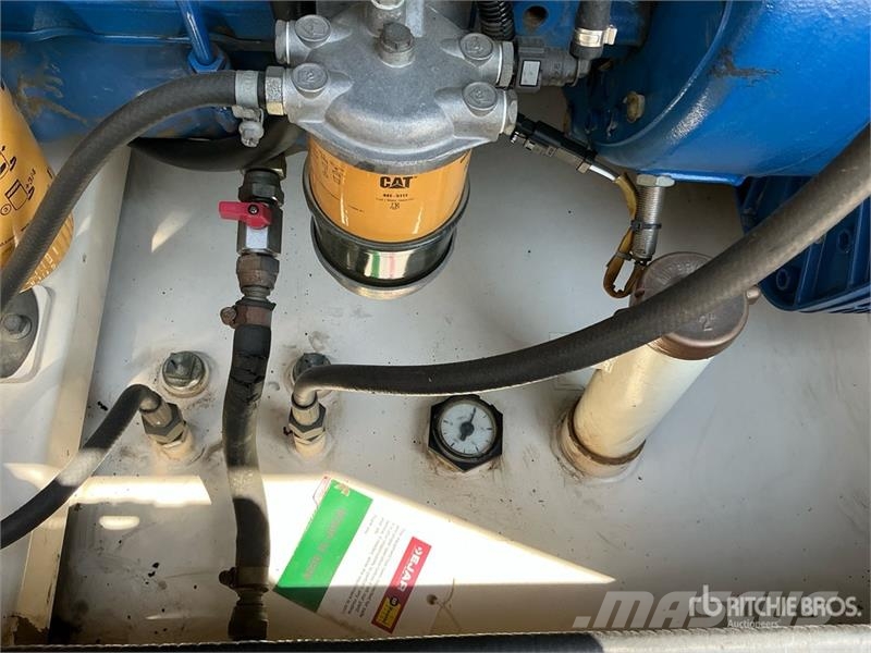 FG Wilson p110-3 110 kVA Skid-Mounted Generator Set Dízel áramfejlesztők