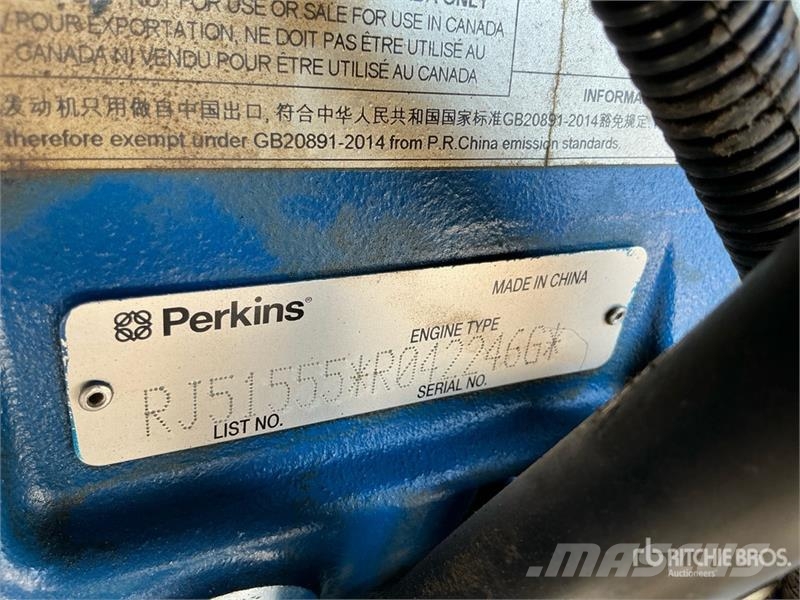 FG Wilson p110-3 110 kVA Skid-Mounted Generator Set Dízel áramfejlesztők