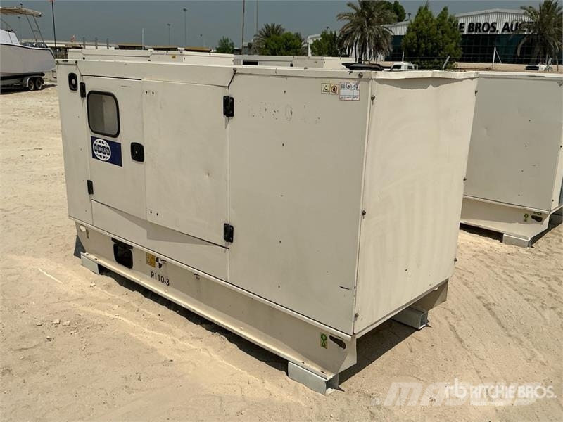 FG Wilson p110-3 110 kVA Skid-Mounted Generator Set Dízel áramfejlesztők