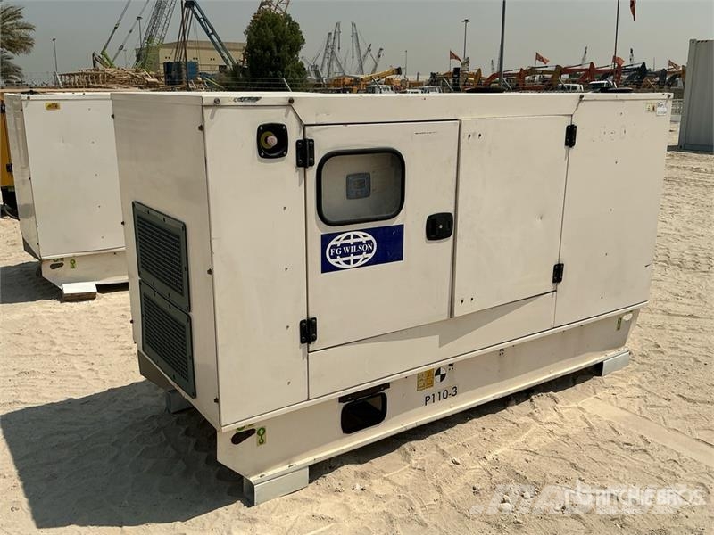 FG Wilson p110-3 110 kVA Skid-Mounted Generator Set Dízel áramfejlesztők
