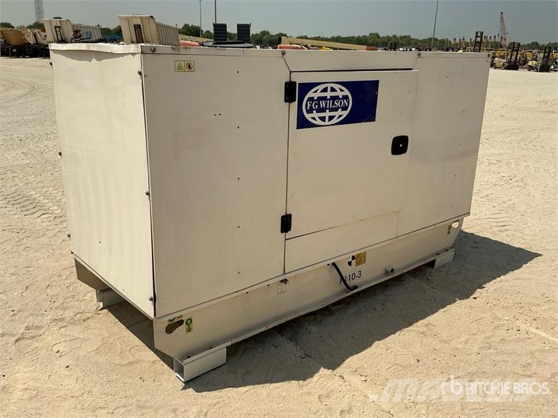 FG Wilson p110-3 110 kVA Skid-Mounted Generator Set Dízel áramfejlesztők