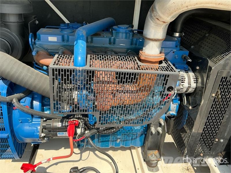 FG Wilson P150-5 165 kVA Skid-Mounted Generator Set مولدات ديزل