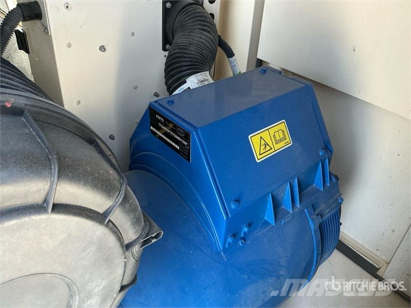 FG Wilson P150-5 165 kVA Skid-Mounted Generator Set مولدات ديزل