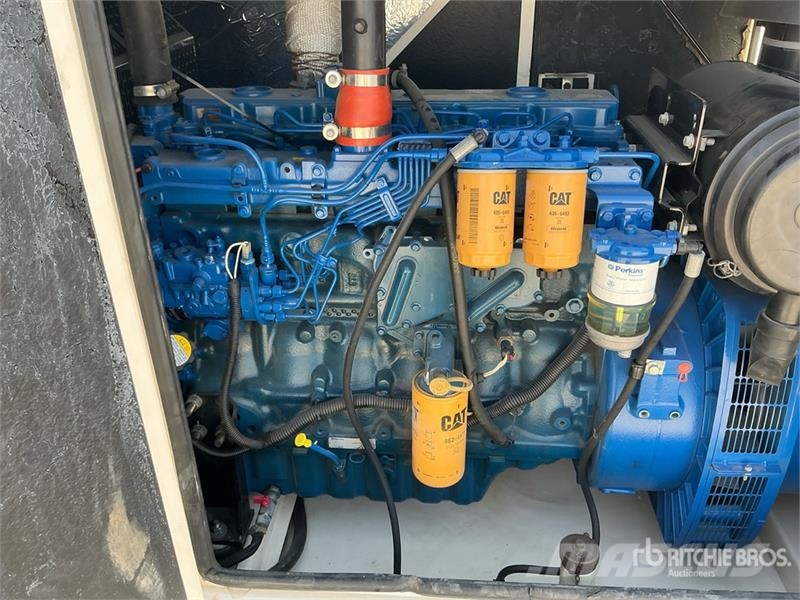 FG Wilson P165-5 187.5 kVA Skid-Mounted Generator Set مولدات ديزل